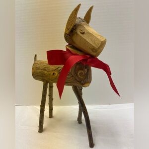 1973 Wooden Decorative Rustic Deer Folk Art Beautiful & Natural Cottage Cabin